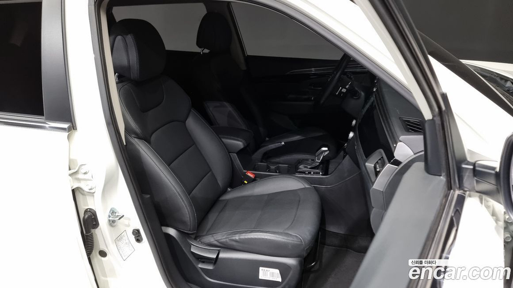 KG Mobility (Ssangyong) Beautiful Korando Бензин 1.5 2WD C5 (10.2019)