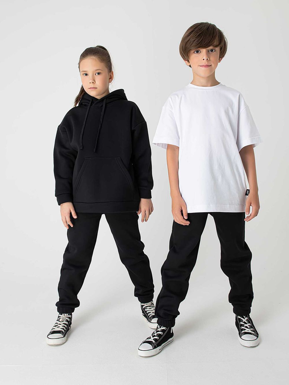 Джоггеры "Уголь" с карманами утепленные 7+