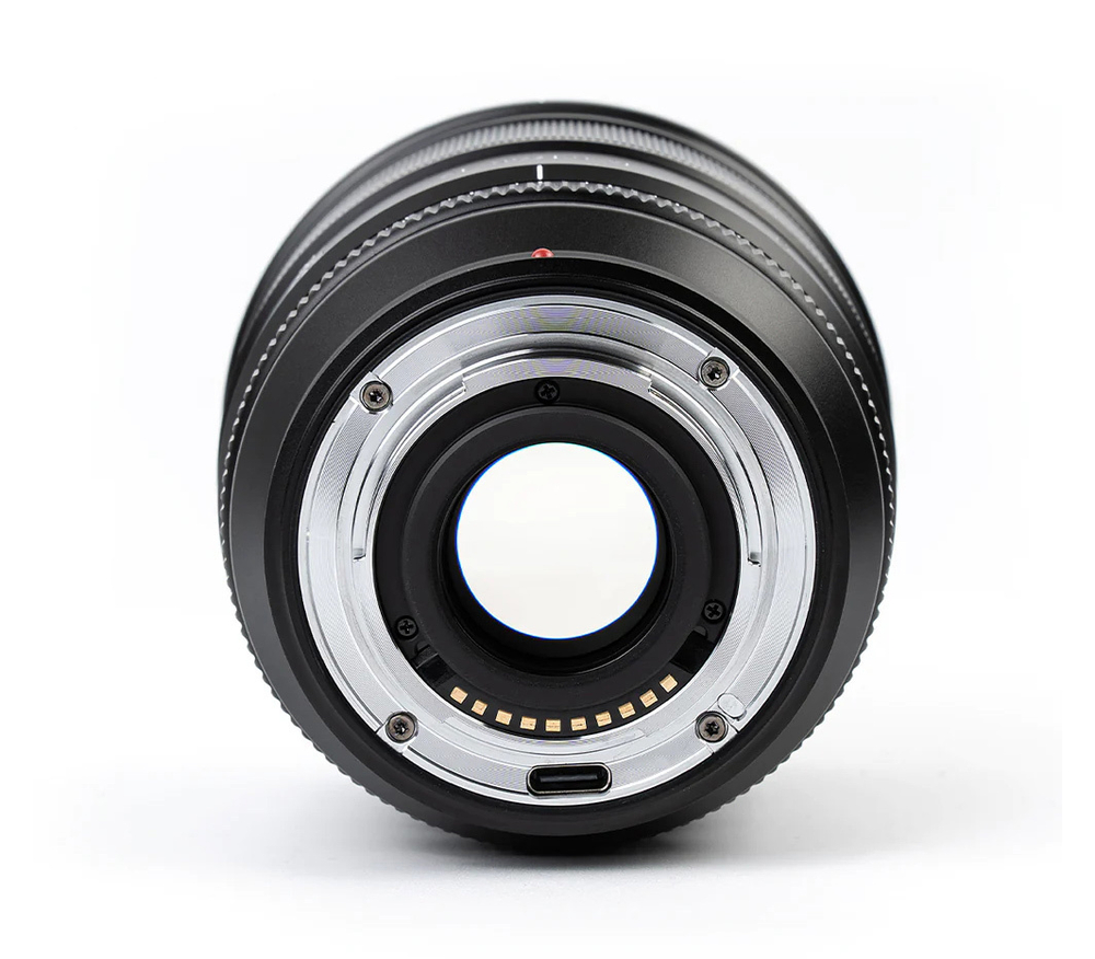 Объектив Viltrox AF 27mm F1.2 PRO XF для Fujifilm X, черный