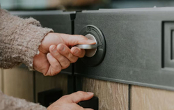 Уличный ящик пластиковый Keter Horizontal Narrow ashwood 2020 л