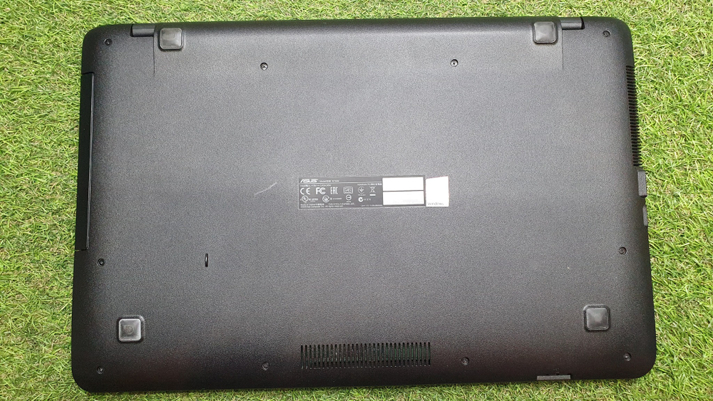 Ноутбук ASUS Pentium/8Gb/820M 1Gb