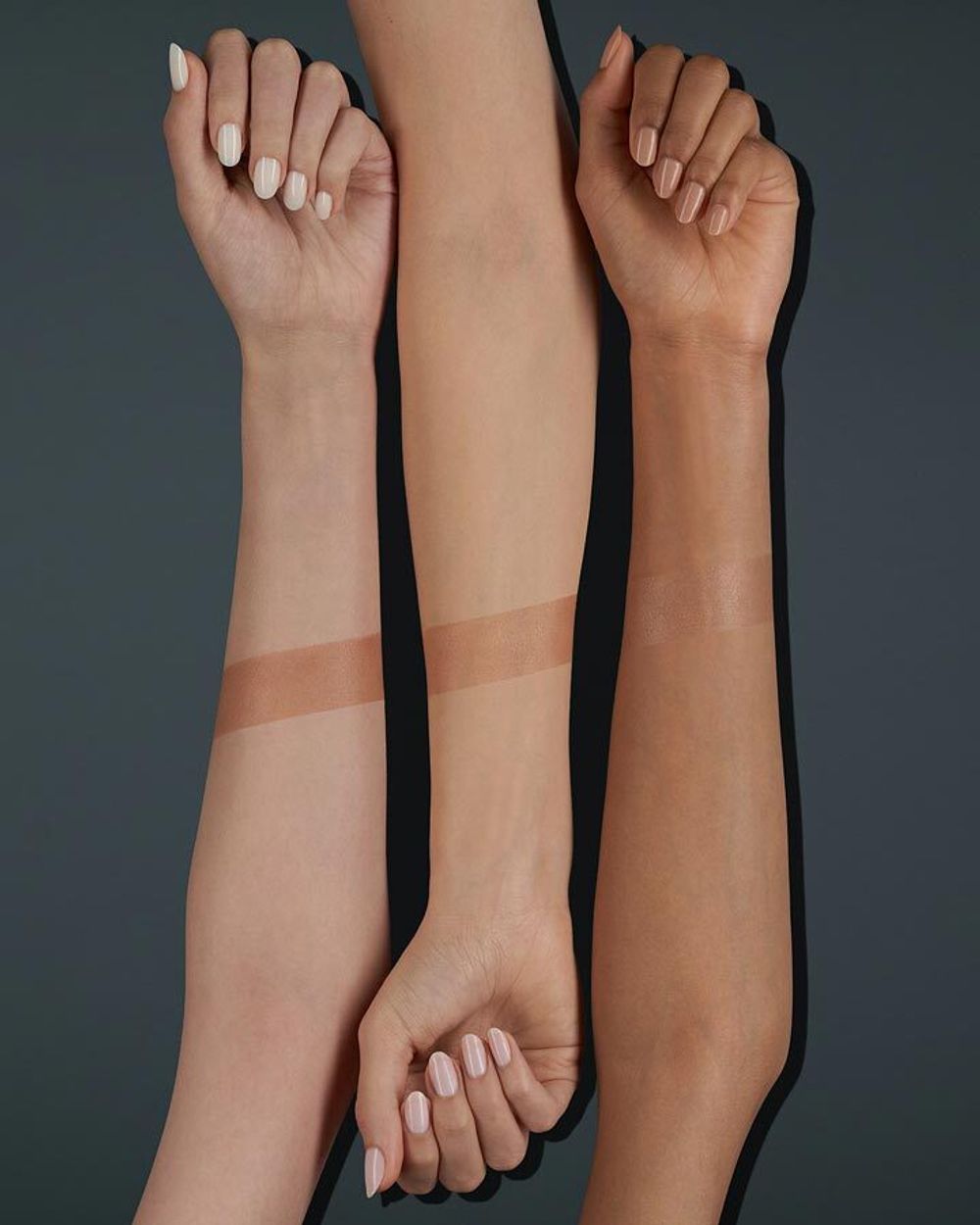 Бронзер  CATRICE Sun Lover Glow Bronzing Powder - 010 Sun-kissed Bronze