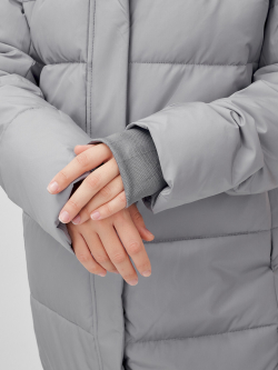 Пальто утепленное стеганное зимнее с капюшоном женское серого цвета 9620Sr