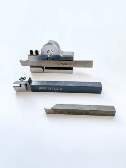 Резец отрезной пружинный универсальный для станков серии WM210 и ТВ16