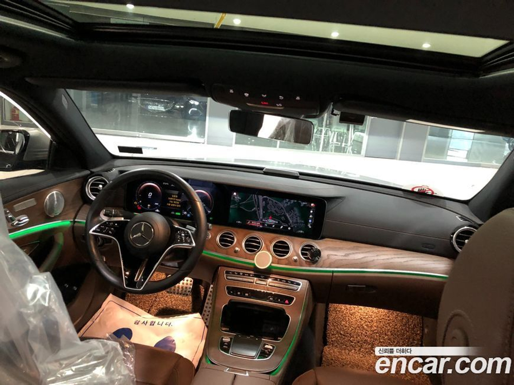 Mercedes-Benz E-Class W213 E300e 4MATIC Exclusive (06.2021)