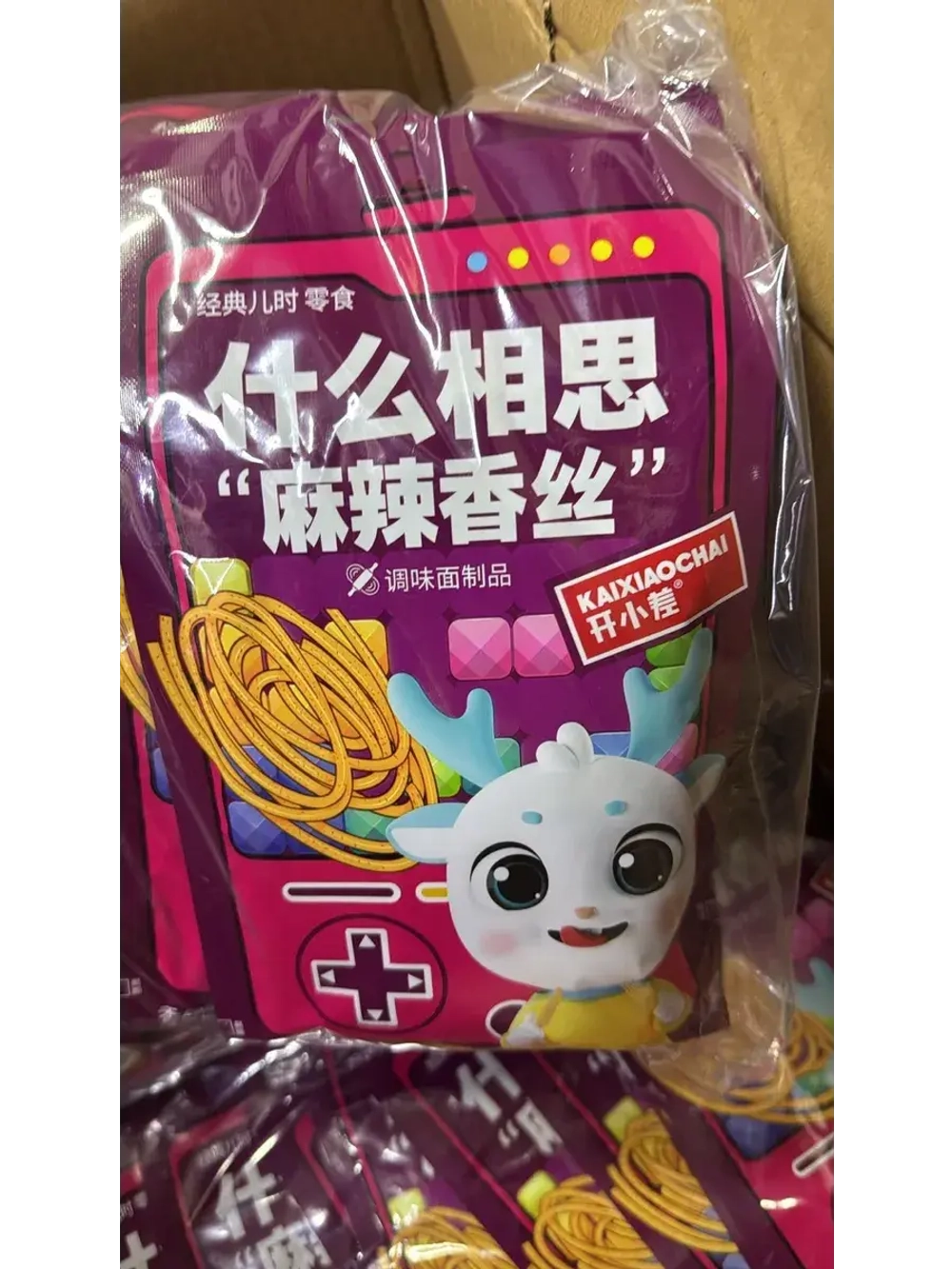 Азиатские снеки острые веревочки 42 г * 3 шт