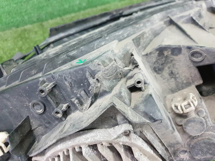 Фара левая Mercedes GLC X253 (2015-2019) LED