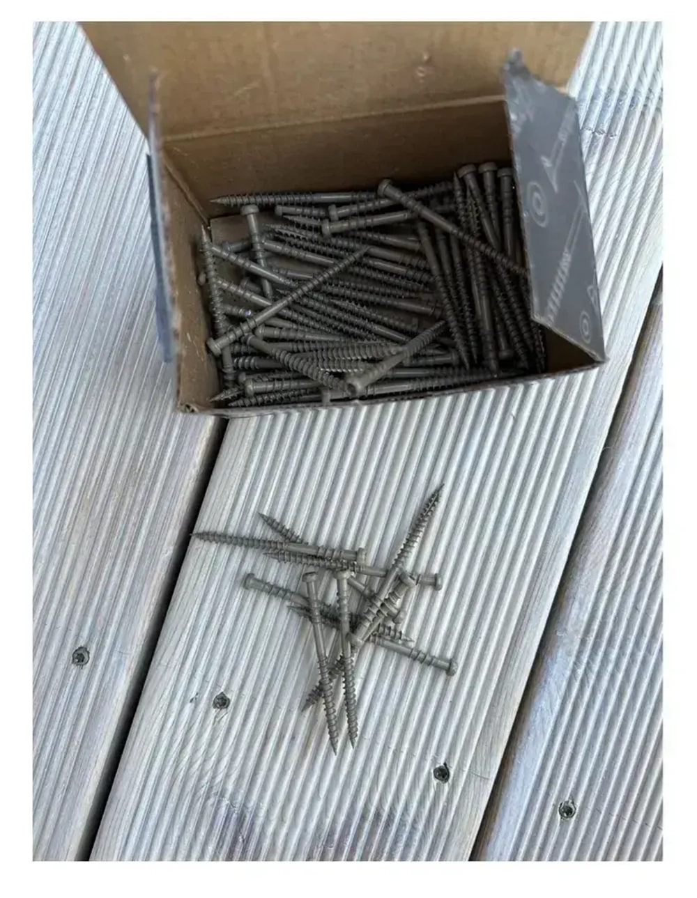 Саморез для террасной доски 5х70 в антикоррозийном покрытии RUSPERT