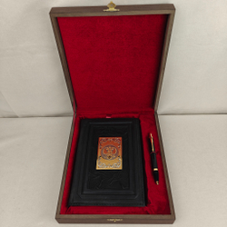 Набор "Ежедневник "Герб РФ" (златоустовская гравюра) из натуральной кожи со съемной обложкой и ручкой Parker"