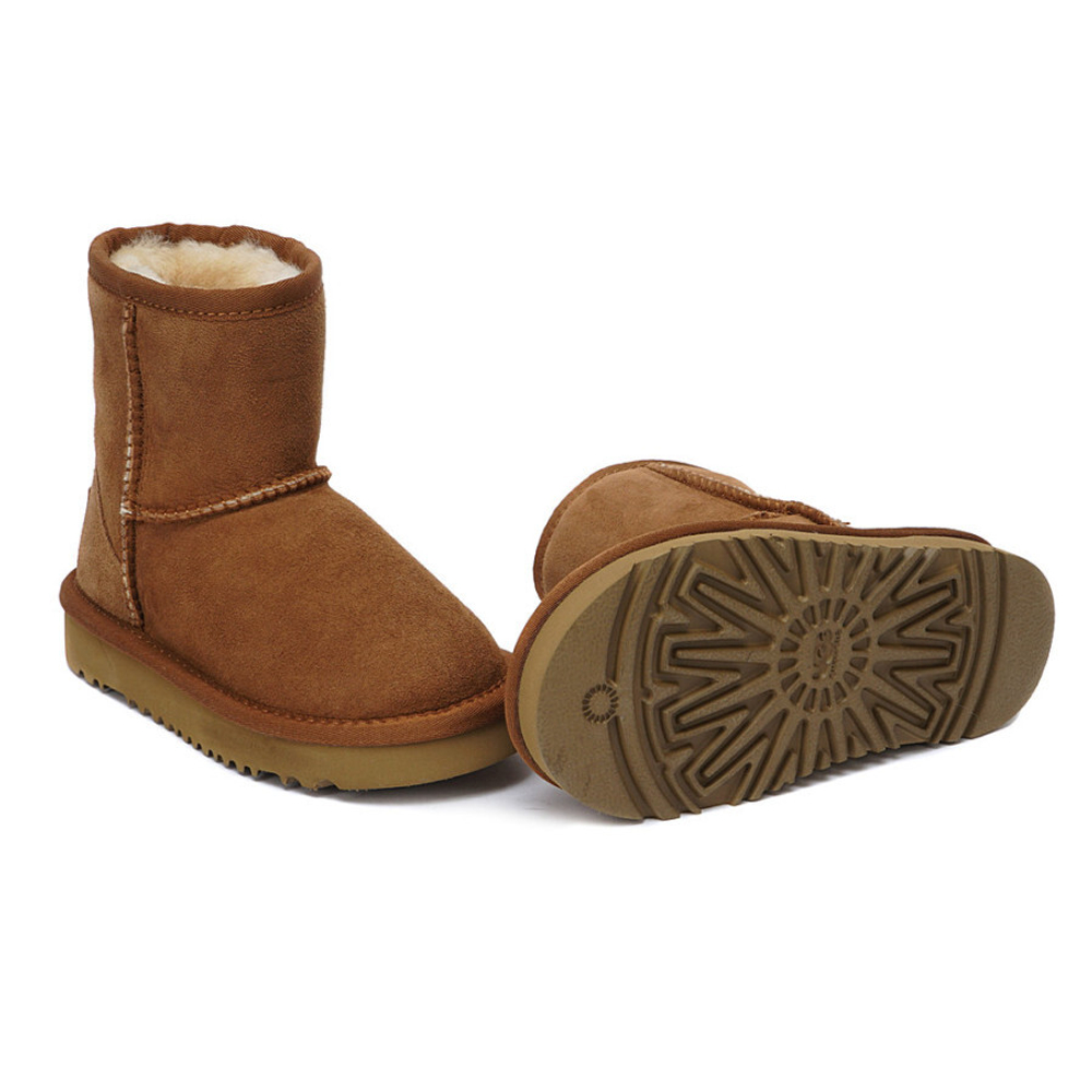 Ugg Kids Classic Short "Chestnut”