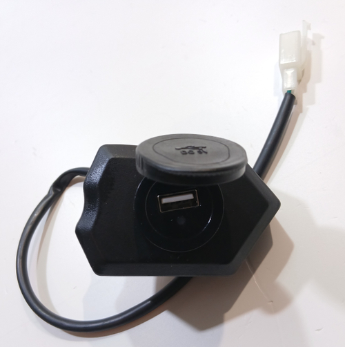 USB разъем Мотоцикл Ataki Carrera 300