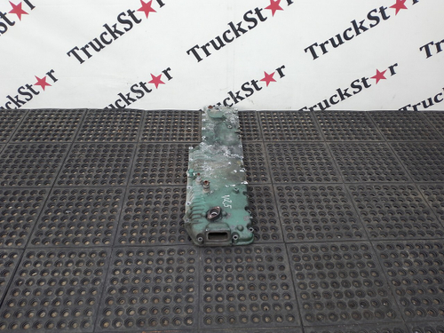 Крышка масляного радиатора в сборе