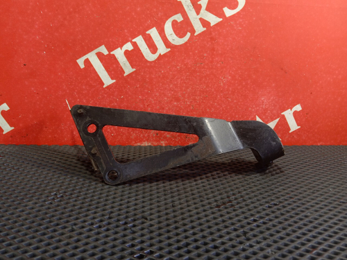 Кронштейн глушителя