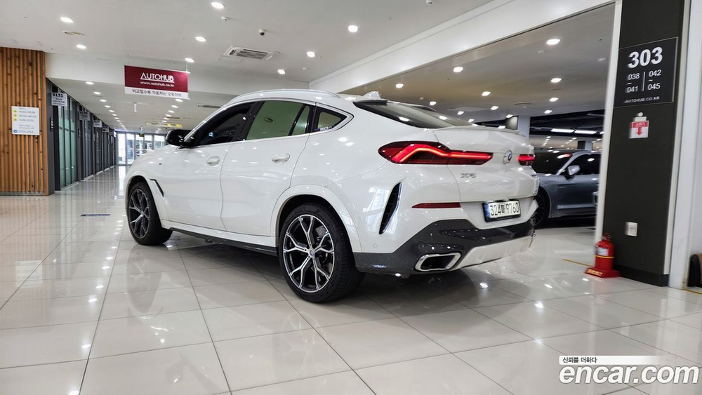 BMW X6 (G06) xDrive40i M Sports (12.2020)