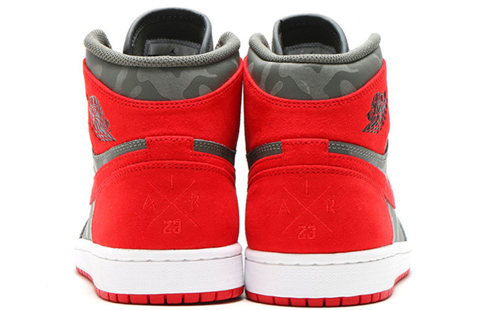 Кроссовки Jordan Air Jordan 1 Retro High Camo 3M Bred