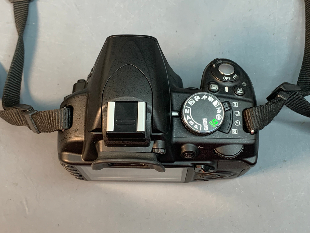 Nikon D3100 Kit 18-55mm 4.361 Кадров