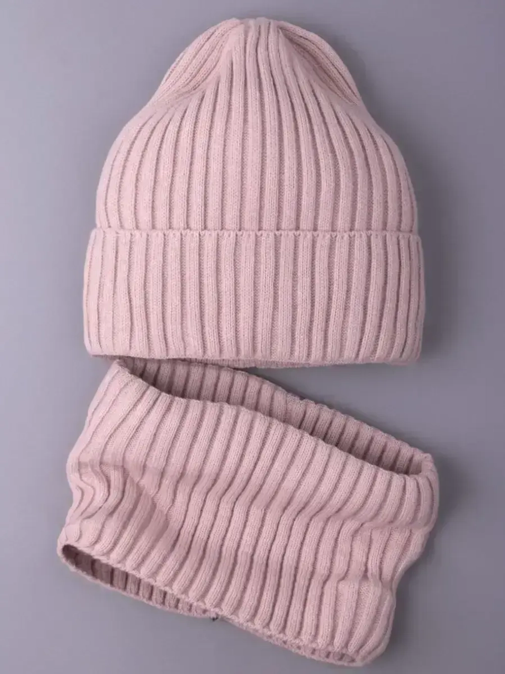 Шапка для девочки со снудом осенняя