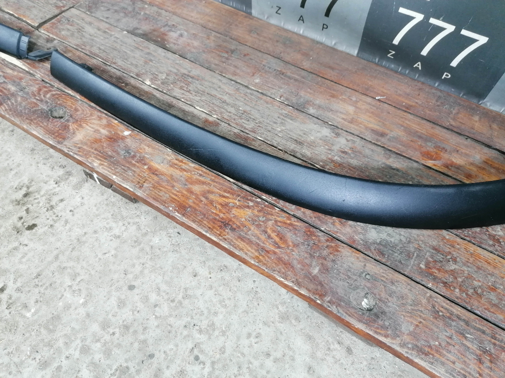 Cпойлер переднего бампера комплект Toyota Auris 1 (E150) 06-10 Б/У Оригинал 7685202110