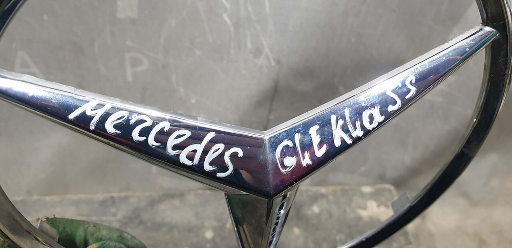 Эмблема GLC (X253) GLE (W166) GLS (X166) Б/У Оригинал A0008172116