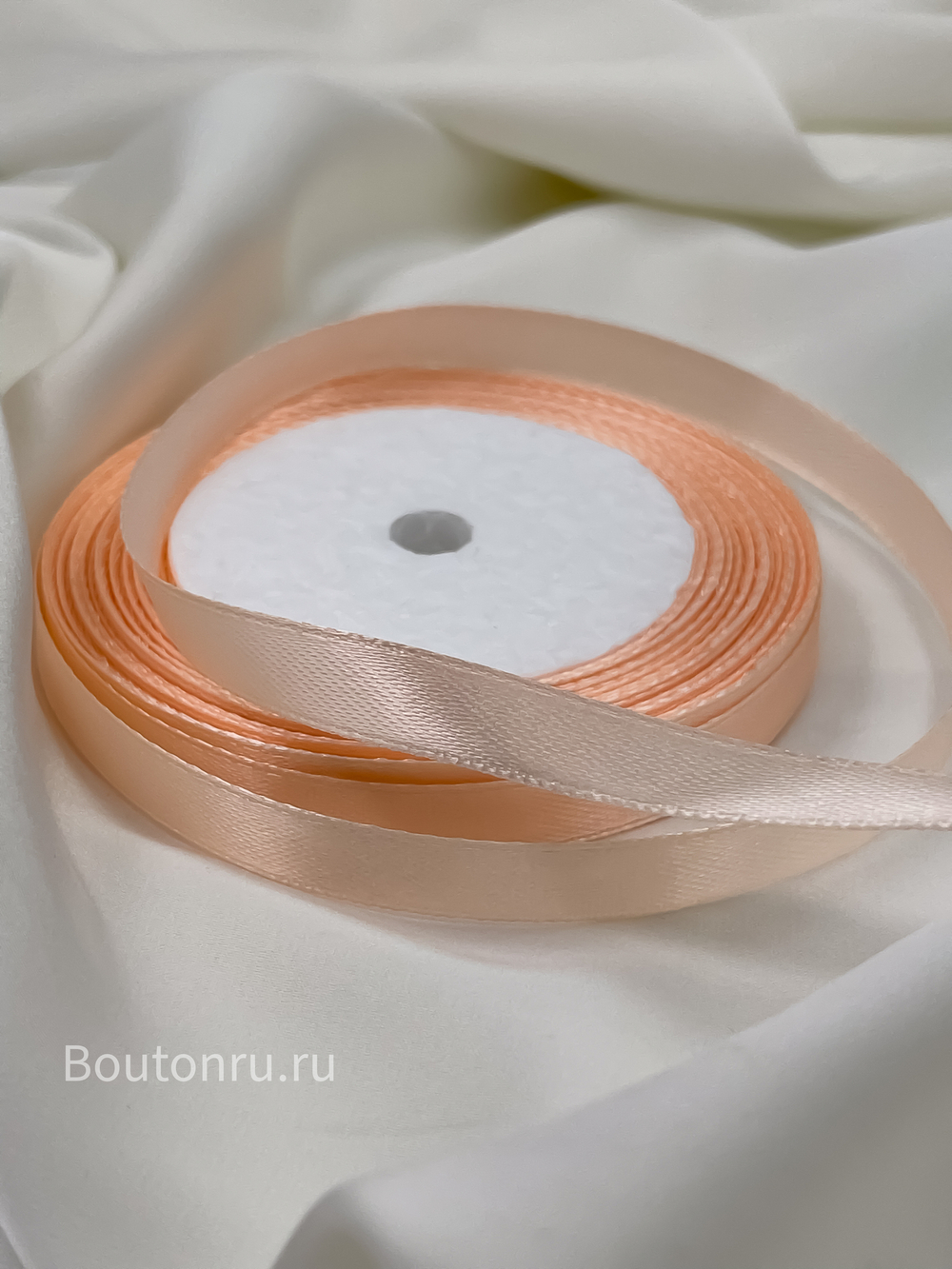 Атласная лента бежевый (персик) 1 см