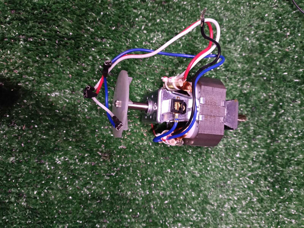 Двигатель HC7625M230 для мясорубки Leran MG-120 (с разбора)