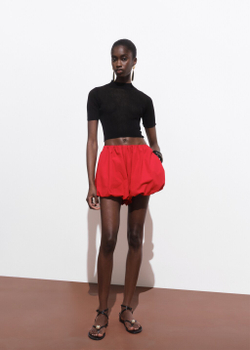 Укороченный вязаный джемпер