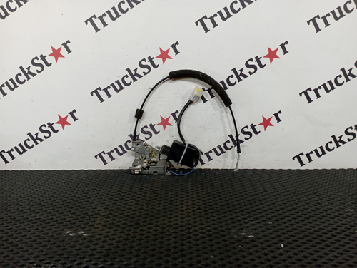 Замок двери правой в сборе 2023г