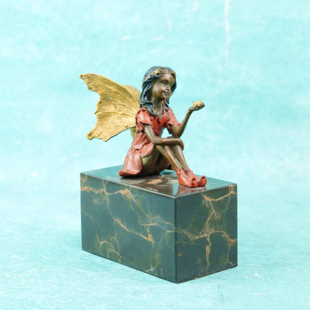 Коллекционная статуэтка «Фея с бабочкой»