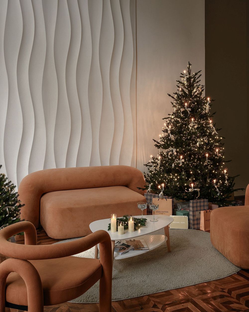 Ель искусственная «Царевна леса» (Литая хвоя) 240 см / 2,4 м