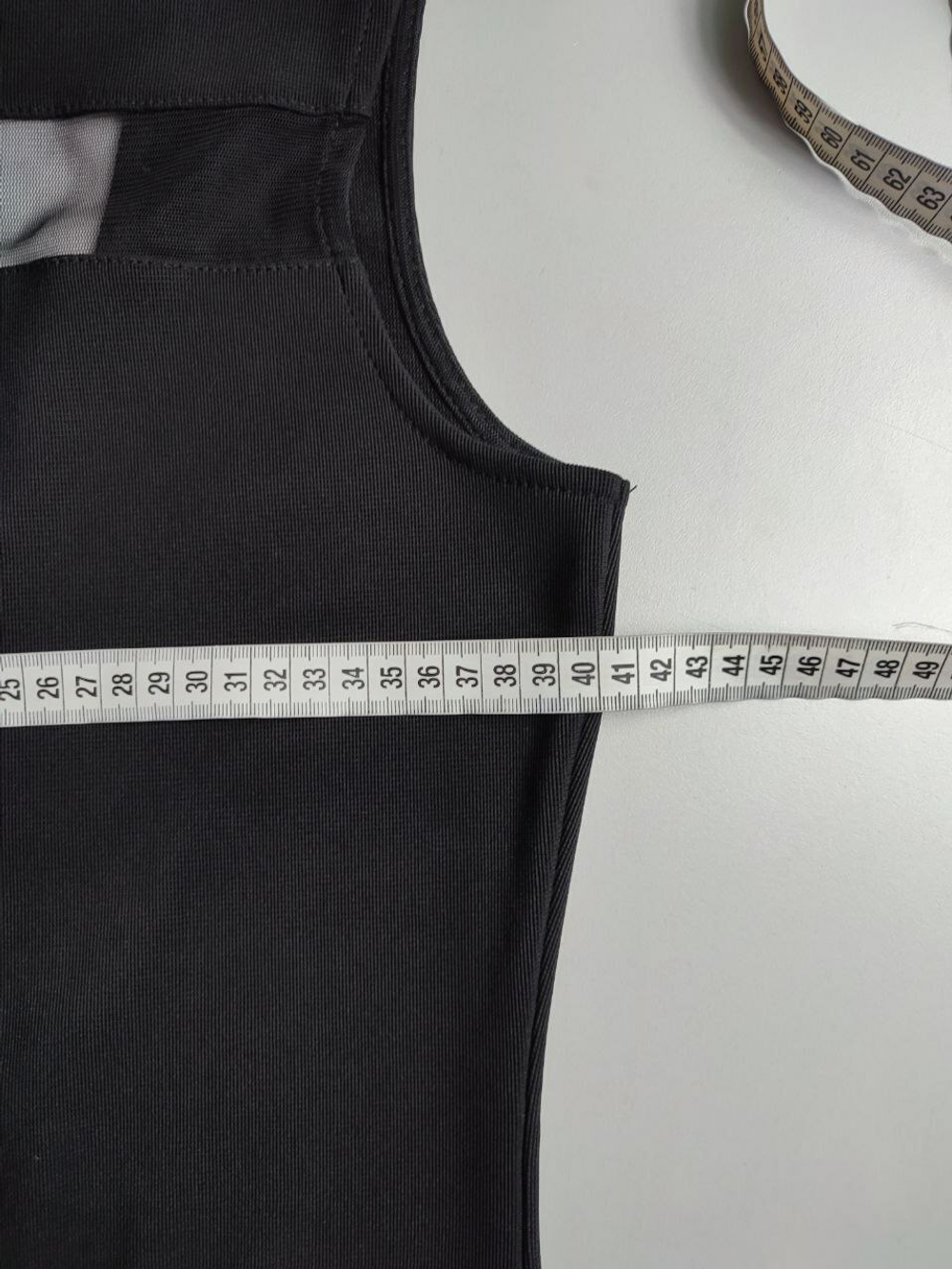 Платье Befree обтягивающее с открытой спиной 44-46 размер