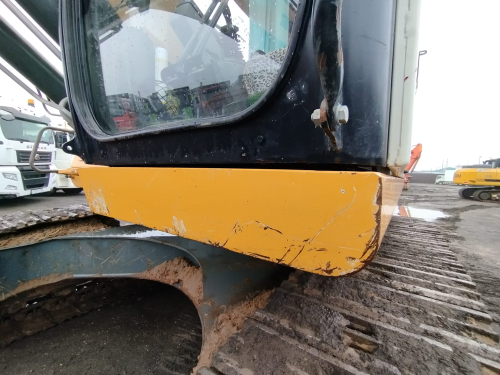 LIEBHERR R* Экскаватор R924 LC (Дизельный, 6,7 л, 170 л.с., АТ)
