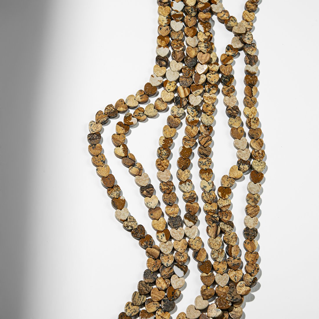 Пейзажная яшма натуральная, мини-сердечки, 6,3мм