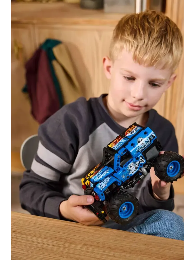 Конструктор Technic 42219 Monster Jam огонь и лед