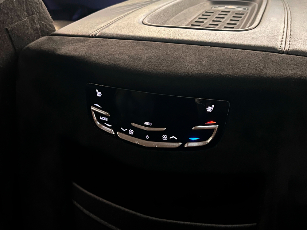 Cadillac Escalade, 2016 год
