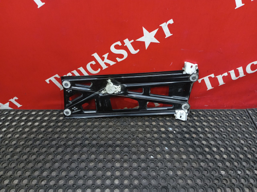 Стеклоподъемник правый 2019г