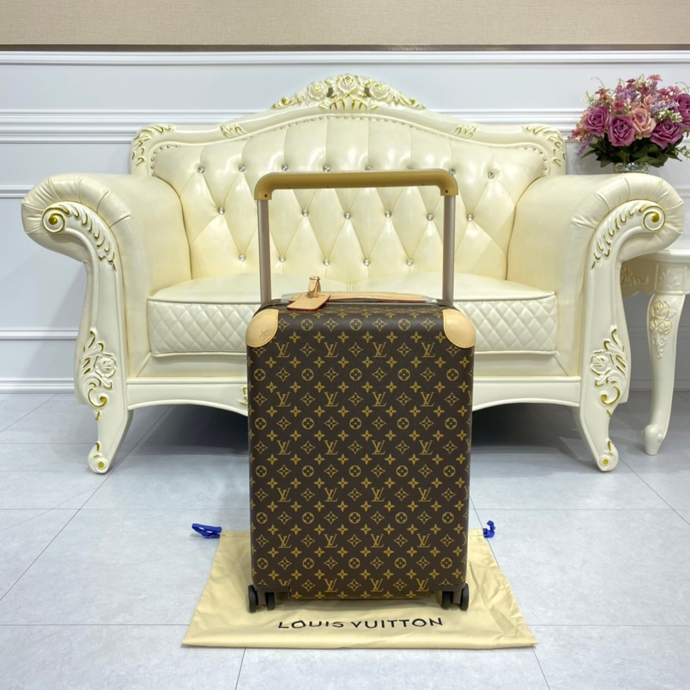 Louis Vuitton Horizon 55