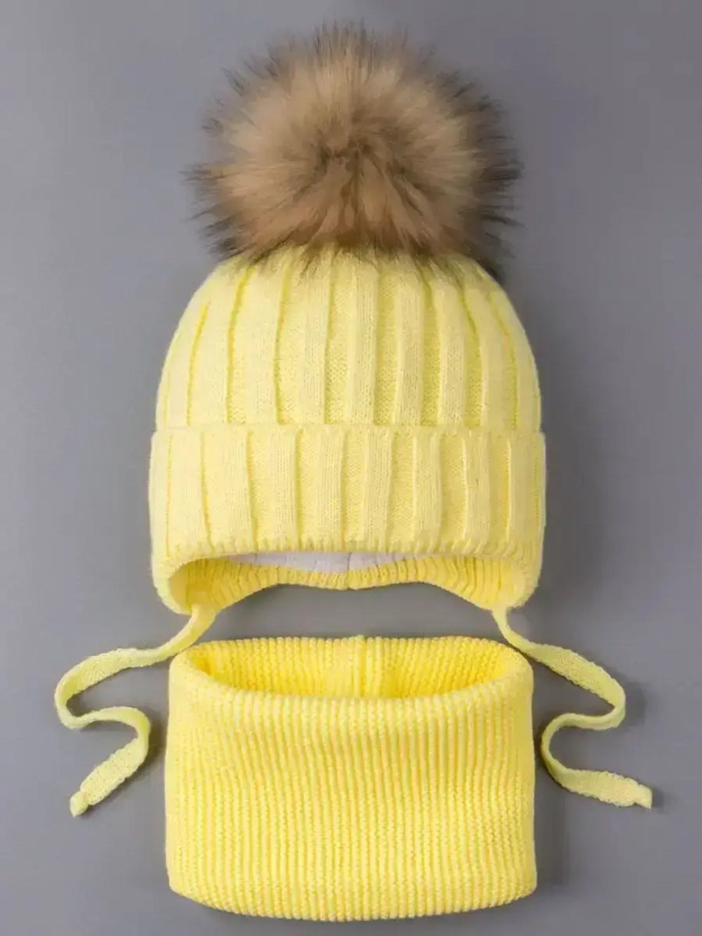 Шапка зимняя детская и снуд вязаные