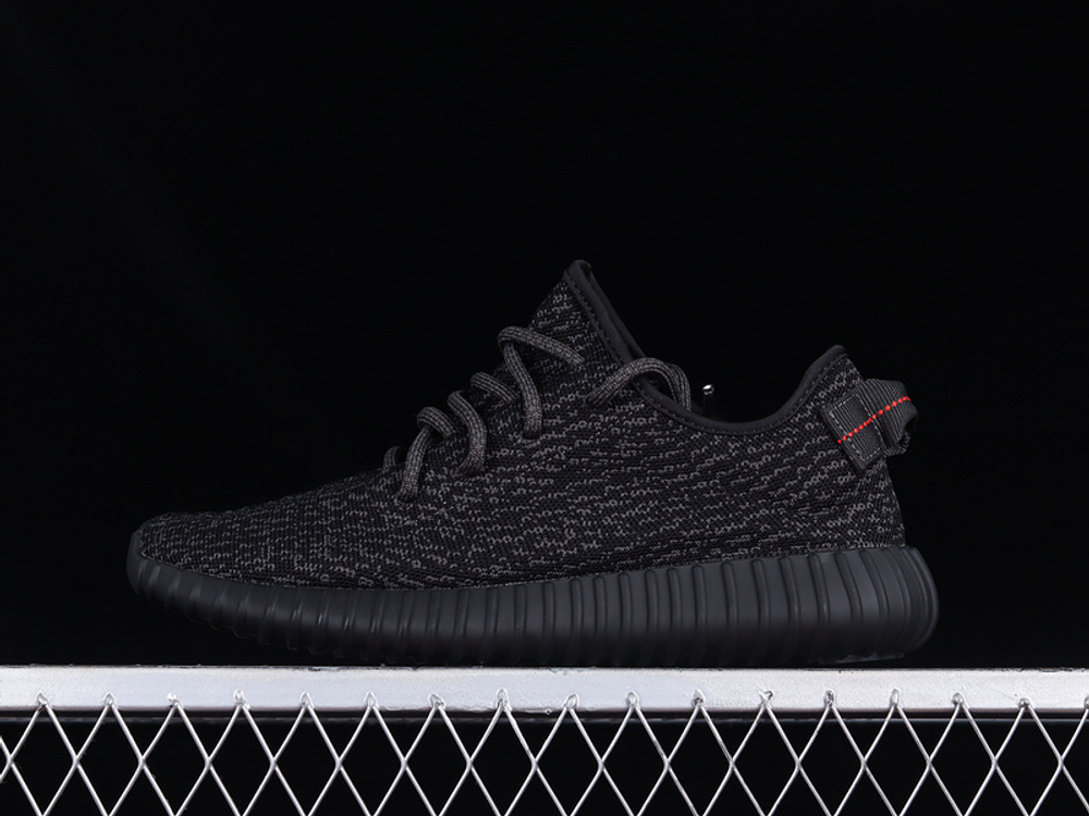 Купить кроссовки adidas Yeezy Boost 350 Pirate Black в Москве