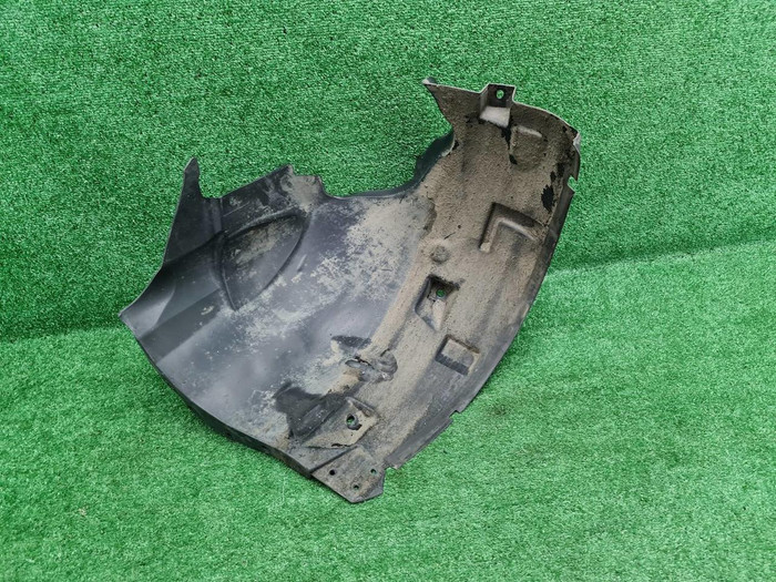 Подкрылок передний левый Mercedes GLE C292 (15-19)