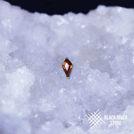 Rhomb Garnet CZ