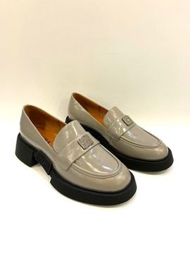 Лоферы женские