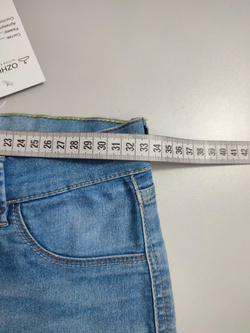 Джинсы Terranova с потертостями 42  размер