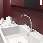 Смеситель для раковины/мойки 1/2 кер. MIXLINE ML07-05 моно п/гайку  (без подводки)