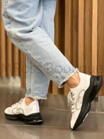 Женские белые кроссовки с черной подошвой Gucci Run