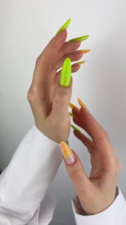 Monami Kollegi collection Гель-лак Sandra, 8мл4