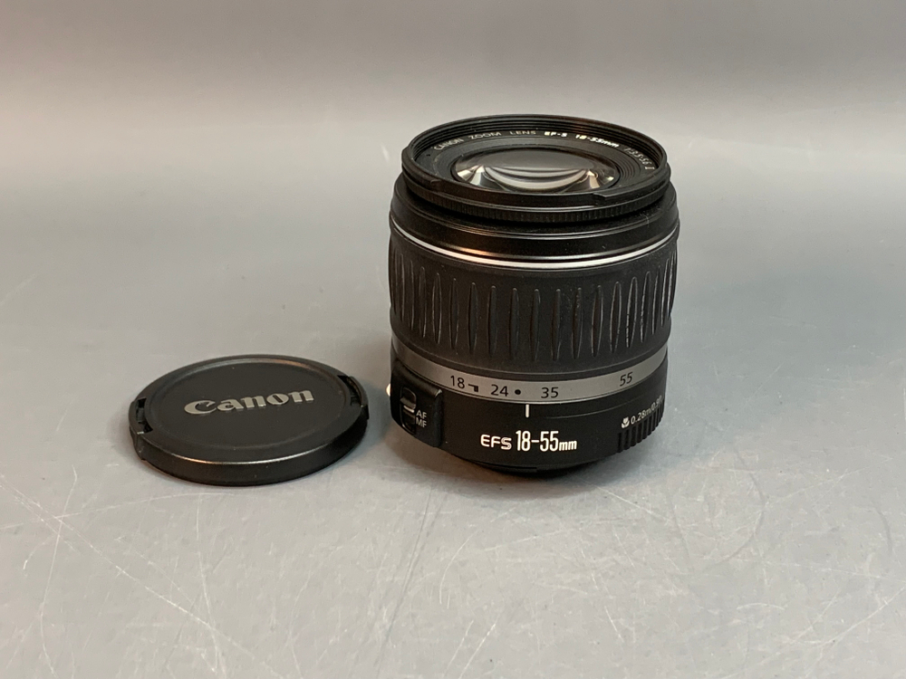 Canon EF-S 18-55mm f/3.5-5.6 IS II