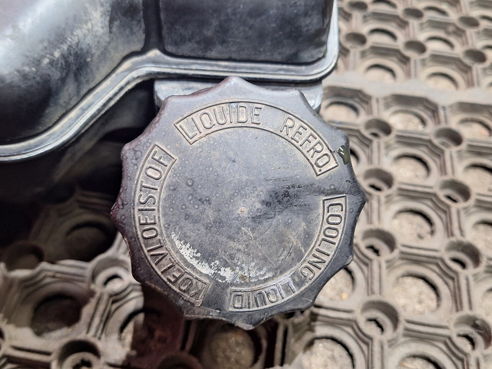 Бачок расширительный 2018г.