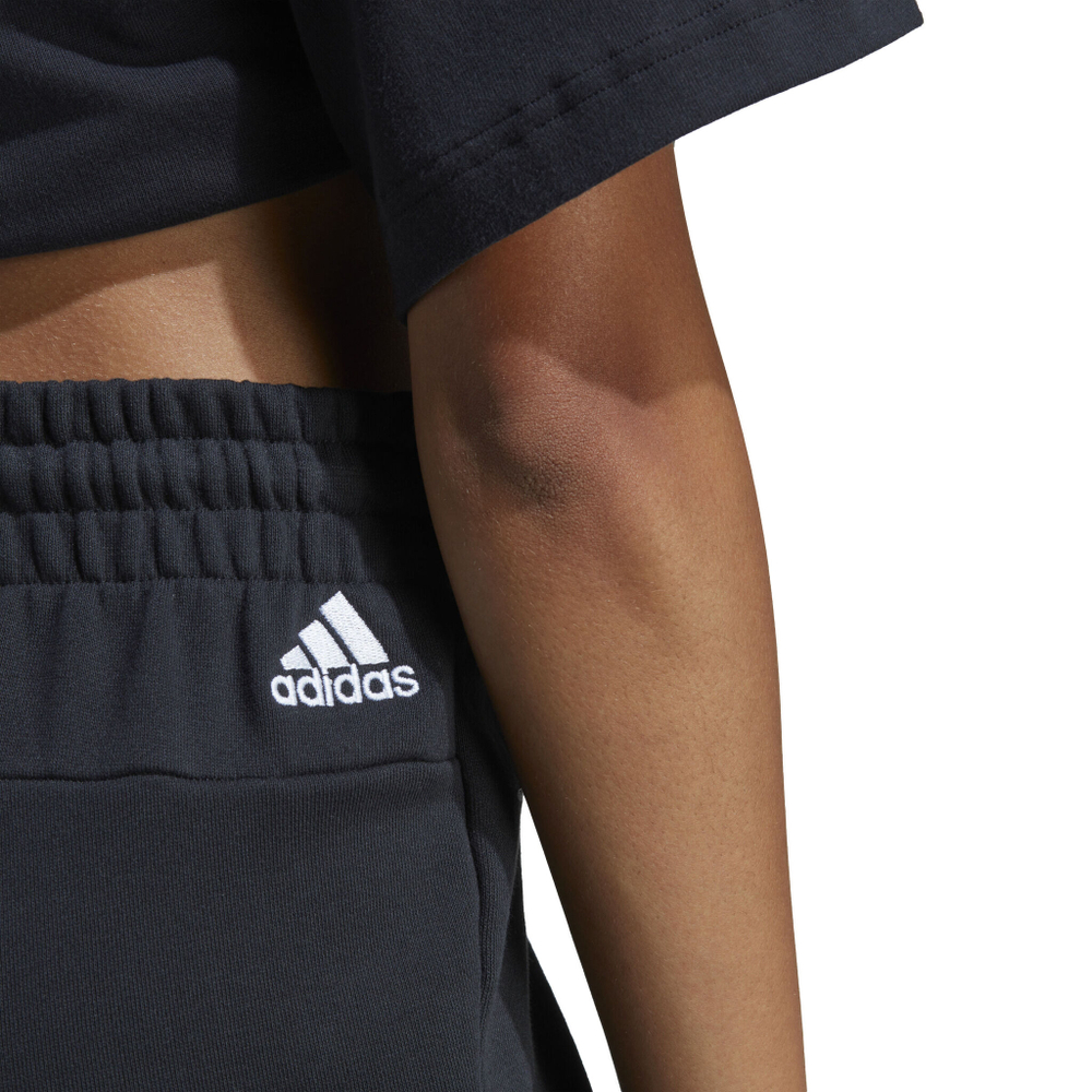 Женские теннисные шорты adidas Essentials Linear French Terry Shorts Women - Black