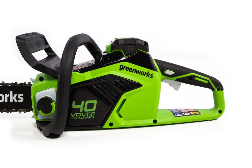 Аккумуляторная цепная пила Greenworks GD40CS18K4, 2005807UB,40v, 40 см, АКБ 4 А·ч и ЗУ