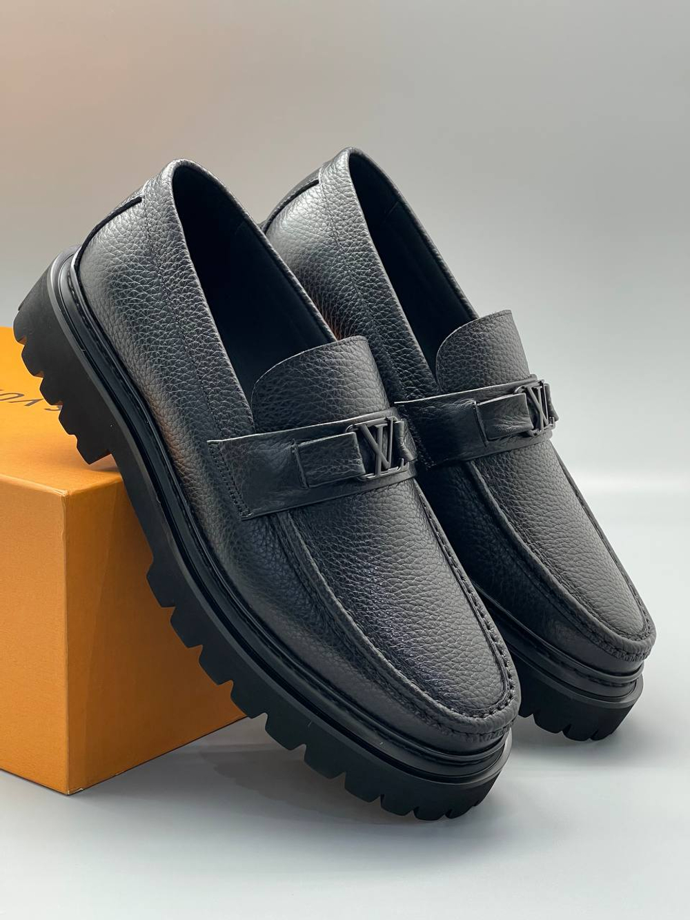 Лоферы Louis Vuitton